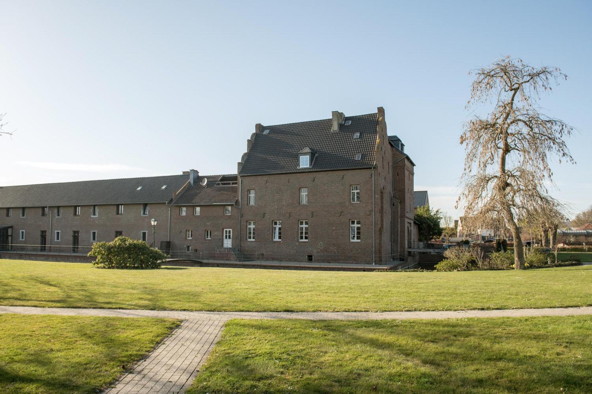 Burg Obbendorf 호텔 Niederzier 외부 사진